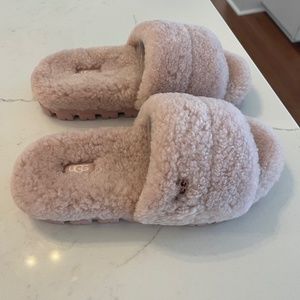 Ugg Cozette’s Curly Slides (plush pink)
